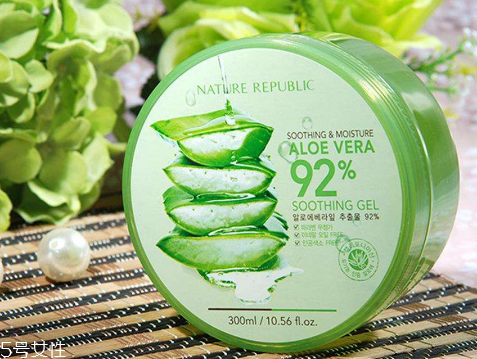 油皮能用蘆薈膠嗎？油性皮膚能用蘆薈膠嗎？