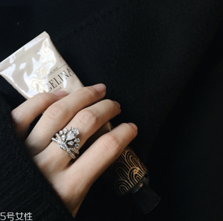 鉆戒可以換黃金嗎？鉆戒能換成黃金戒指嗎？