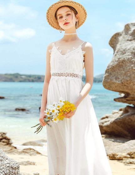 夏天穿白色裙子好看嗎？夏季白色連衣裙搭配圖片