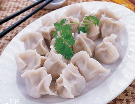 榛蘑能包餃子嗎？榛蘑豬肉餡餃子的做法