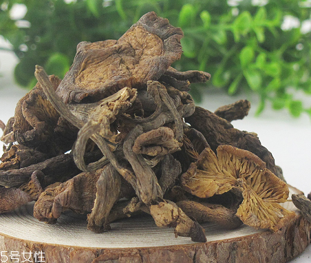 榛蘑能和豆腐一起吃嗎？榛蘑豆腐的做法