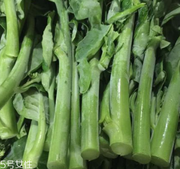 芥蘭能炒牛肉嗎？芥蘭炒牛肉的做法