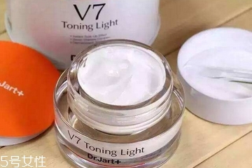 素顏霜晚上可以不洗嗎？素顏霜不洗有副作用嗎？