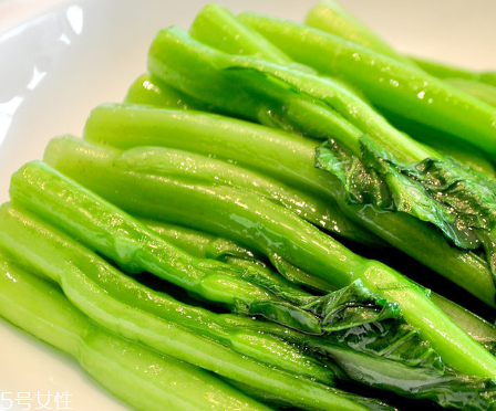 芥蘭和橄欖菜的區(qū)別 芥蘭是橄欖菜嗎？