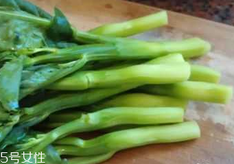芥蘭不能和什么一起吃？芥蘭能和雞肉吃嗎？