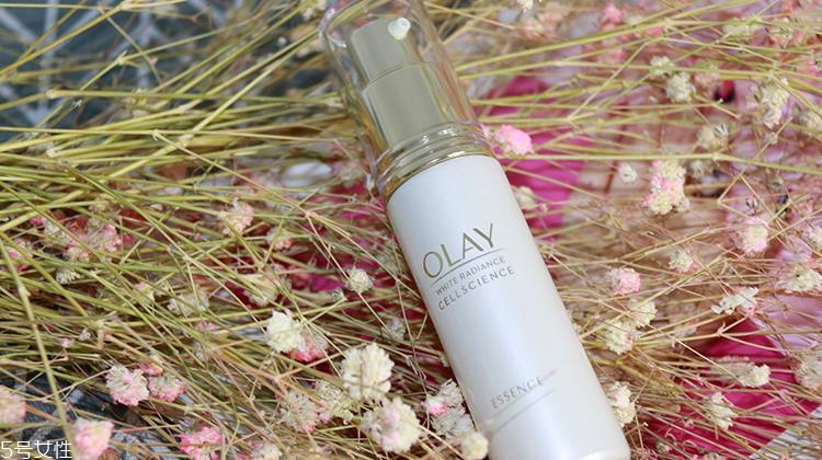 olay水感透白系列與水感透白臻粹系列哪個好？什么區(qū)別？