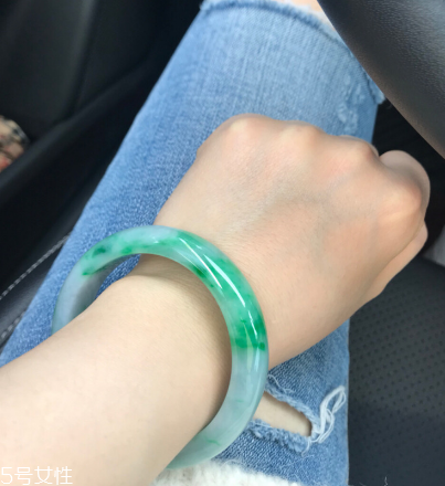 手鐲為什么不能戴左手？手鐲不能戴左手的原因