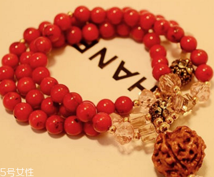 紅珊瑚手鏈多少錢？紅珊瑚手鏈?zhǔn)袌鰞r格