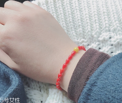 紅珊瑚手鏈多少錢？紅珊瑚手鏈?zhǔn)袌鰞r格