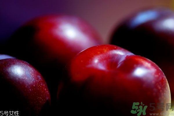 李子和灰子的區(qū)別？灰子的功效與作用