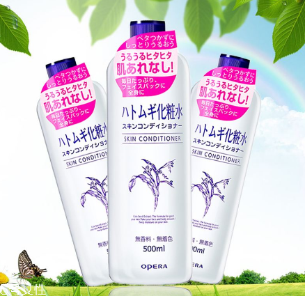 化妝水進(jìn)眼睛怎么辦？化妝水辣眼睛怎么回事？
