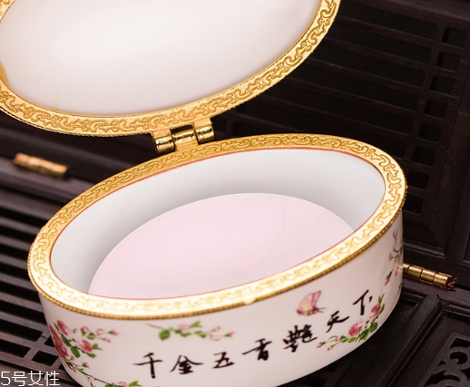 戴春林鴨蛋粉養(yǎng)顏嗎？戴春林鴨蛋粉作用