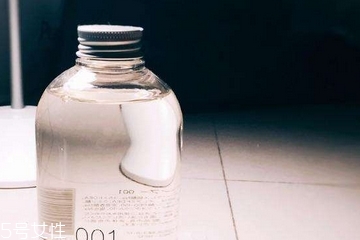 玉肌洗發(fā)水控油嗎？玉肌洗發(fā)水有控油功效嗎？