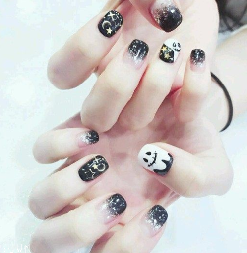 q版萬圣節(jié)美甲怎么做？q版萬圣節(jié)美甲教程