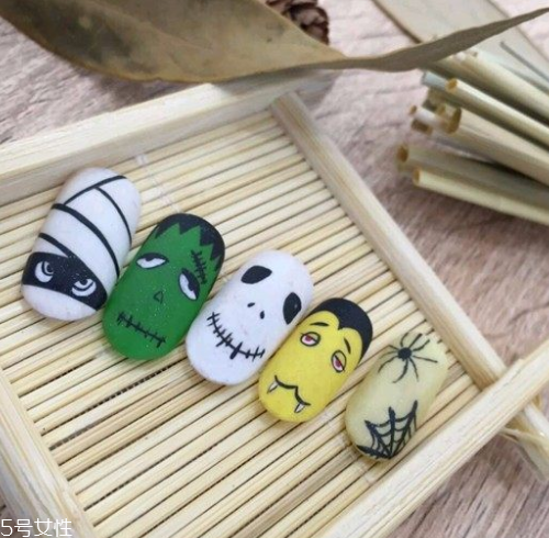 q版萬圣節(jié)美甲怎么做？q版萬圣節(jié)美甲教程
