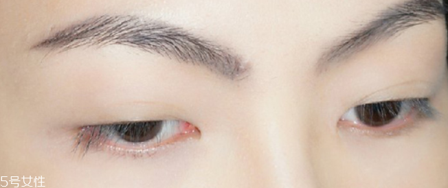 萬圣節(jié)蜘蛛眼妝怎么畫？2款蜘蛛眼妝詳細(xì)步驟