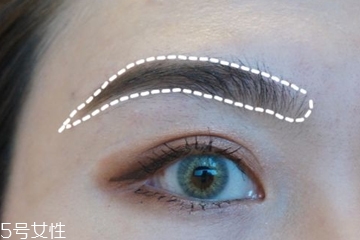 英倫毛流眉怎么畫(huà)？英倫毛流眉的畫(huà)法步驟