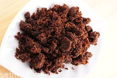 紅糖面膜用什么紅糖最好？用紅糖怎么敷臉美白？