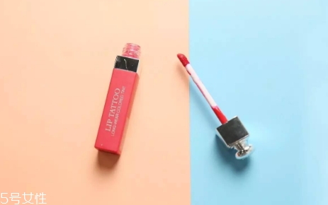 櫻桃粉口紅是什么顏色？櫻桃粉口紅試色圖片