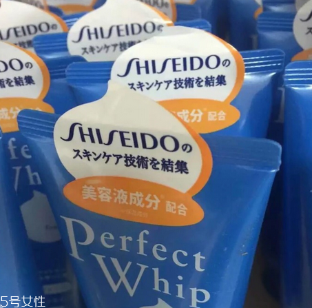 皂基洗面奶是堿性的嗎？皂基洗面奶是堿性還是酸性？