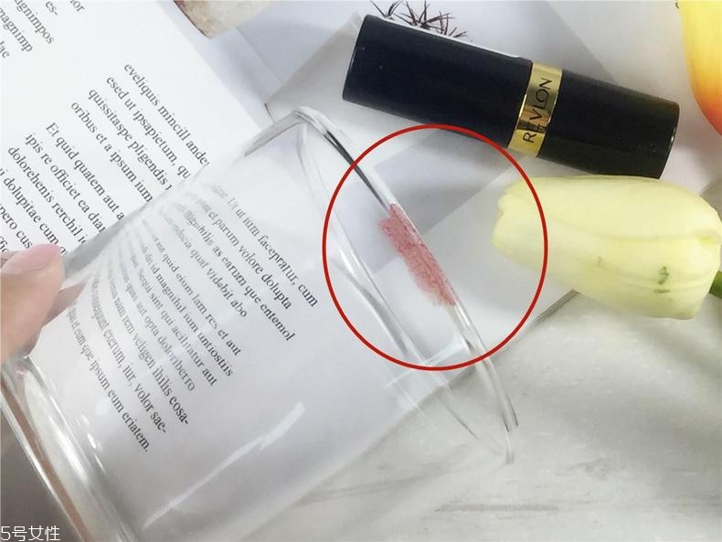 露華濃525是什么色？露華濃525適合黃皮嗎？
