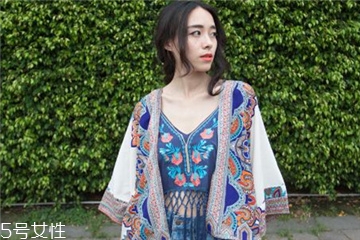 平胸女生夏天穿什么？平胸也能穿出高級感