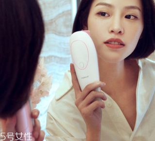 易科美納米點(diǎn)陣靠譜嗎？易科美點(diǎn)陣嫩膚美容儀有效嗎