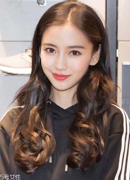 燙發(fā)每天必須打理嗎？燙發(fā)簡易打理方法