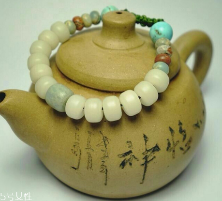 菩提根手串發(fā)黑怎么辦？找準原因對癥下藥