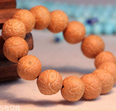 鳳眼菩提紅皮好還是黃皮好 這種皮色最值錢(qián)