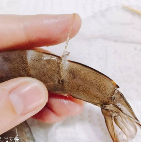 基圍蝦好熟嗎 熟的非?？?></p><p>挺好的，性價(jià)比很高，不過(guò)因?yàn)槭呛．a(chǎn)，所以白灼會(huì)有點(diǎn)腥味，蘸點(diǎn)點(diǎn)料就棒棒噠。<br/></p> </div>
<div align=