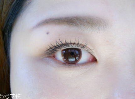 蕾絲雙眼皮貼撐不起來(lái)怎么辦 做一枚大眼萌妹