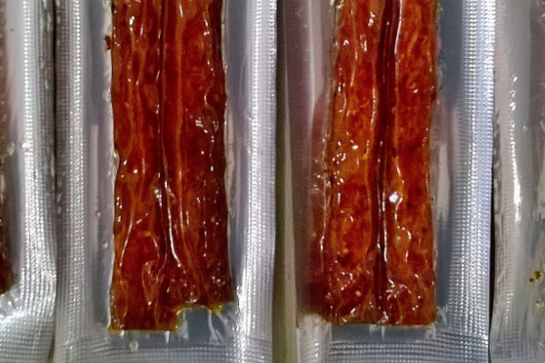 辣條是腐竹做的嗎？衛(wèi)龍辣條承載了90后童年的回憶
