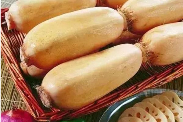 蓮藕孔有泥怎么洗干凈？蓮藕對(duì)女人的功效