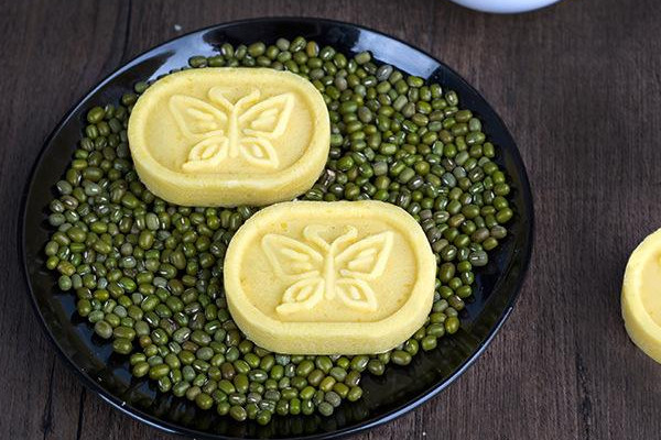 綠豆糕是蒸的嗎？南北綠豆糕的區(qū)別