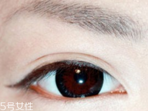 內(nèi)雙怎么畫(huà)眼影好看 內(nèi)雙大眼妝眼線眼影畫(huà)法