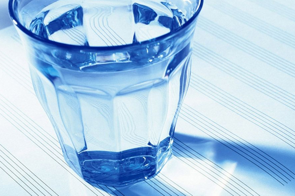 開(kāi)水燙傷可以用蘆薈膠嗎？燙傷可以用蘆薈擦嗎？
