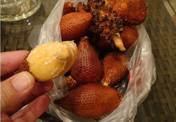 蛇皮果是什么季節(jié)成熟？蛇皮果是什么味道？