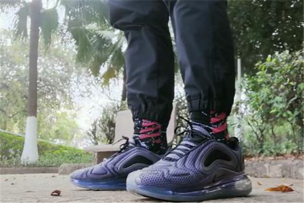 nike air max 720測評 上腳實(shí)戰(zhàn)報(bào)告