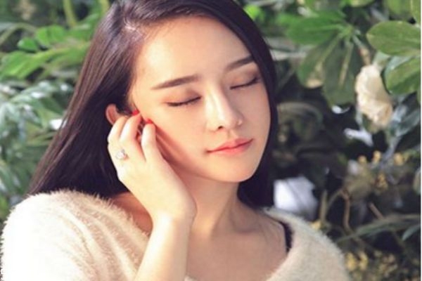 面部吸脂后多久可以化妝 面部吸脂手術(shù)術(shù)后注意事項
