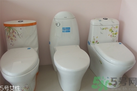 馬桶漏水的原因？馬桶漏水如何修理？