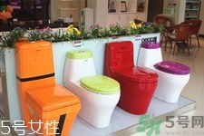 馬桶漏水的原因？馬桶漏水如何修理？