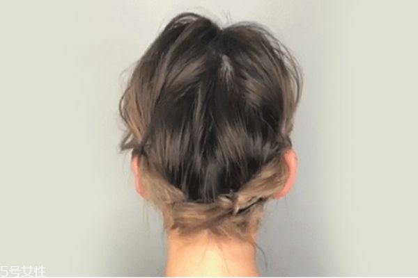 3歲寶寶短發(fā)簡(jiǎn)單編發(fā) 小女孩可愛發(fā)型