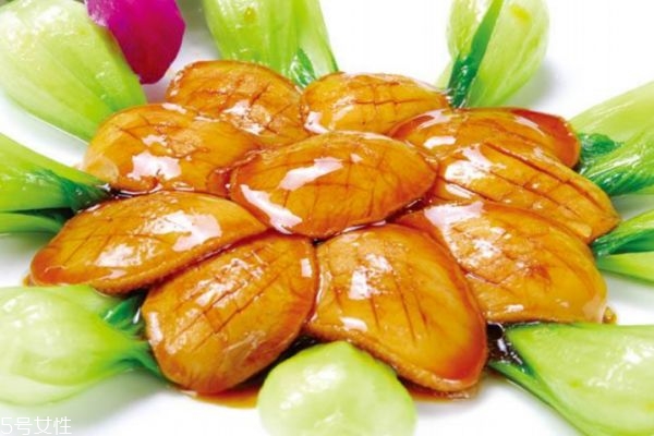 鮑魚生長在哪里呢 鮑魚主要產自哪里呢