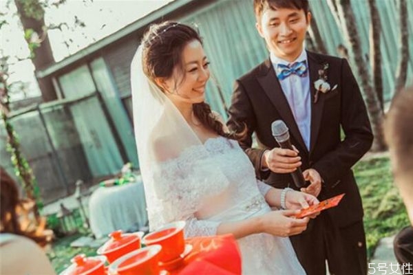 結(jié)婚改口費(fèi)一般給多少錢(qián) 什么時(shí)候給改口費(fèi)
