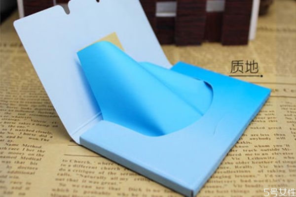 用吸油紙會(huì)長痘痘嗎 油痘皮該不該用吸油紙