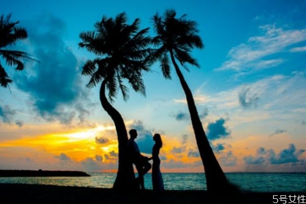 寫(xiě)給即將離婚老公的話(huà) 打動(dòng)一個(gè)男人的心里話(huà)