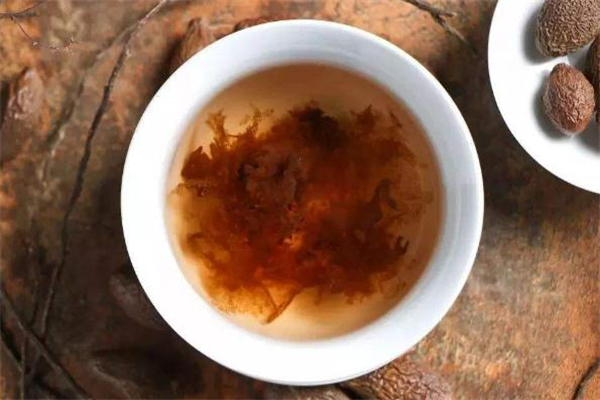 胖大?？梢蕴焯旌葐?胖大海隔夜還能喝嗎