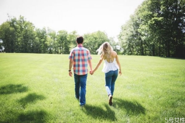 男生初戀結(jié)婚會(huì)更幸福嗎 男生對初戀會(huì)有多認(rèn)真