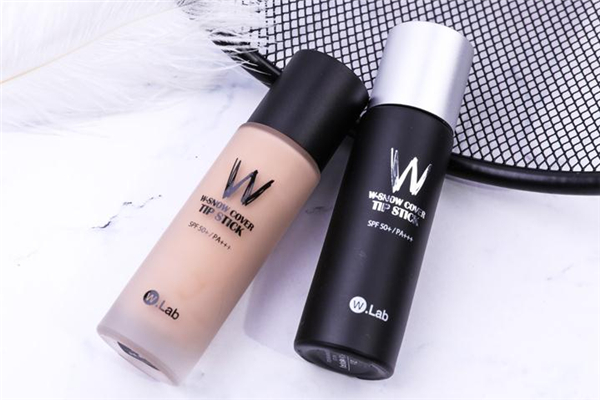 w.lab粉底液多少錢(qián)一瓶 w.lab粉底液保質(zhì)期多久